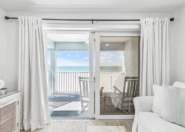 Oceanview Seaside Walkout Access *