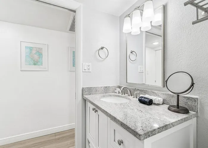 Oceanview Seaside Walkout Access * Clearwater Beach