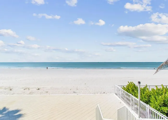 Oceanview Seaside Walkout Access Clearwater Beach